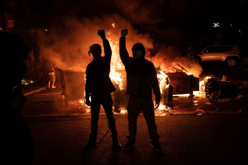 Black Lives Matter Movement Fires-True News Report-Truenewsreport.com